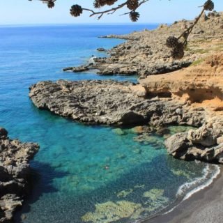 0-02-05-4bad266a8936f9ca02789490119253eb5c25da19ca98db661d5ed3a7cc9e2a3e_a85258049a401946