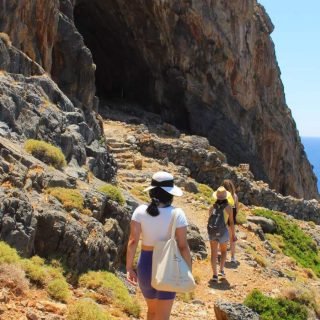 0-02-05-7b5848104a1704fdf46f4509fdcbe8621e90a9db84975b09e88e0f36cd196e96_e65340b37792061e