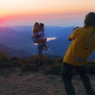 couple sunset crete